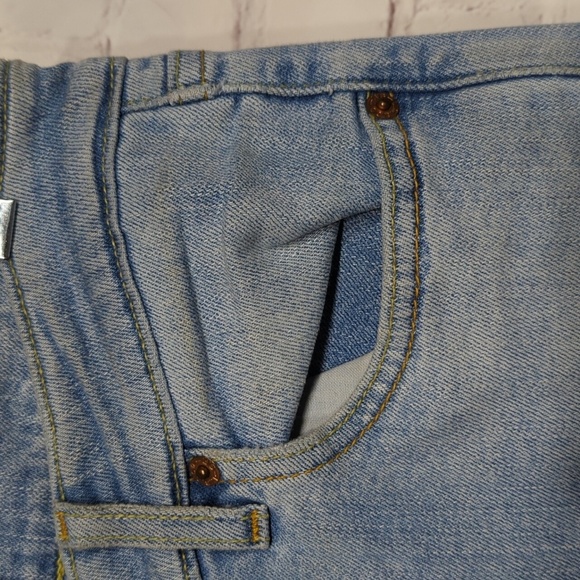 Women's Levi's Super low Boot Cut Jeans Sz. 9M Jr. 31" Inseam - Picture 3 of 9